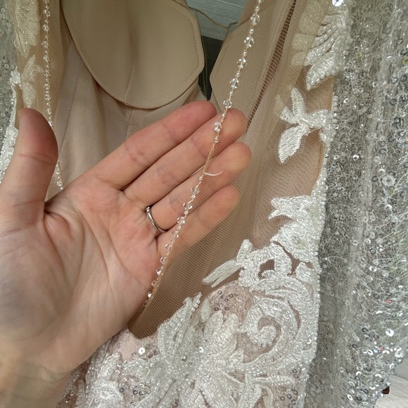 Galina Signature - Picture 9 of 14